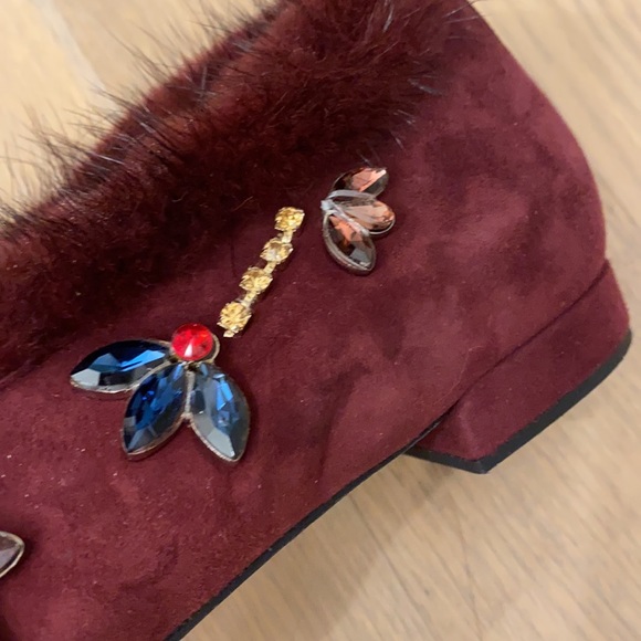 Stuart Weitzman fur lined Suede embellished slipper shoe 10 - Picture 5 of 10